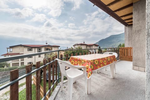 App Olivo Casa Demonti Apartment in Tignale