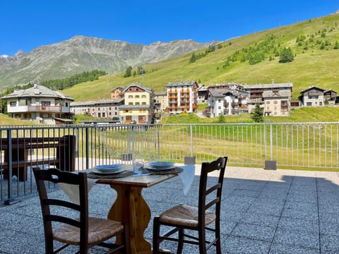 Casa in un'esclusiva zona di Motta di Sotto Apartment in Canton of Grisons
