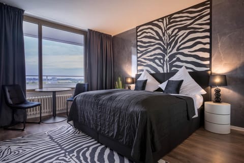 Bed, View (from property/room), Bedroom