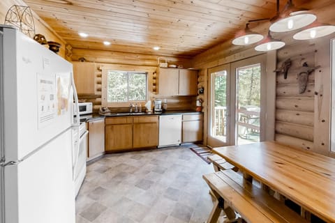 Ruby Peak Haven House in Oregon