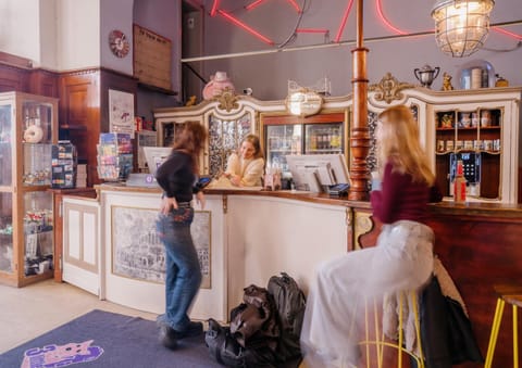 Property building, Restaurant/places to eat, Lobby or reception