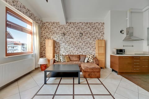 Kitchen or kitchenette, Living room, Photo of the whole room, Seating area, Area and facilities