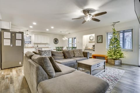 Family Getaway Less Than 2 Mi to Massanutten Ski Lodge! House in Massanutten