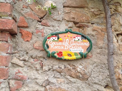 Decorative detail