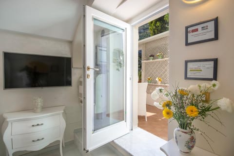 TV and multimedia, Bedroom