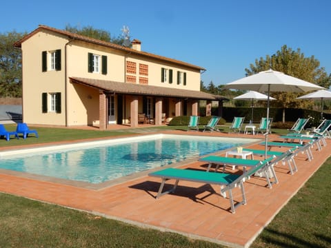 Villa Le Farfalle Villa in Capannori