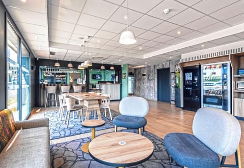 Property building, Lobby or reception