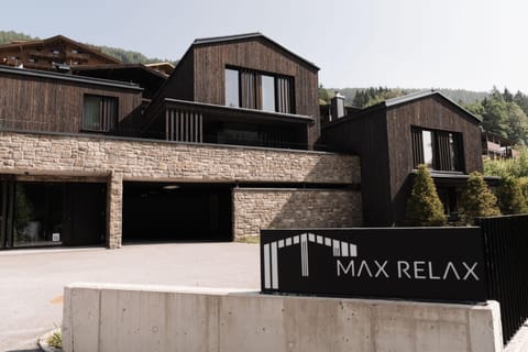 Max Relax SUMMERCARD INCLUDED Ski in-ski out Chalet in Zell am See