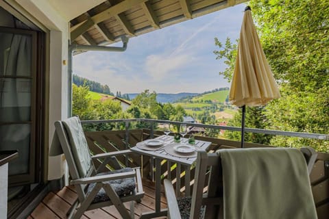 View (from property/room), Balcony/Terrace