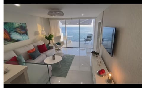 Living room, Sea view
