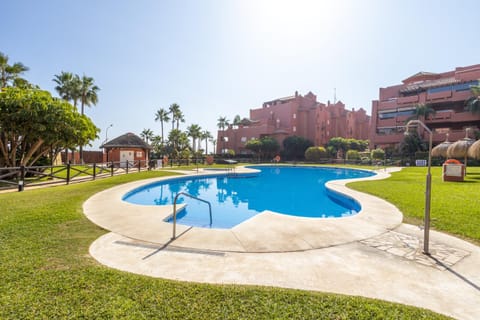 Property building, Swimming pool
