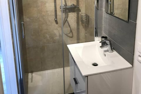 Studio cosy, hyper centre ville Apartment in Bourgogne-Franche-Comté