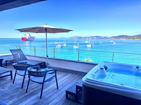Patio, Sea view