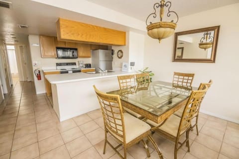 Royal Palm Bay 3 Bedroom Condo Resort Pool 10 Min Disney House in Kissimmee