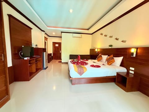 Peaceful Resort , Long Beach - Koh Lanta Resort in Sala Dan