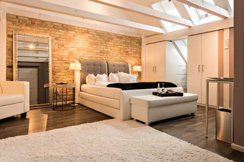 Bed, Living room, Photo of the whole room, Seating area, Bedroom, wardrobe