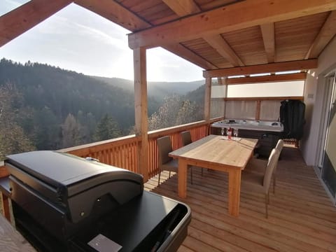 Hot Tub, Balcony/Terrace, Spa and wellness centre/facilities