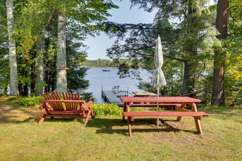Cozy Lakefront Cabin with Indoor Gas Fireplace! Cabin in Wisconsin