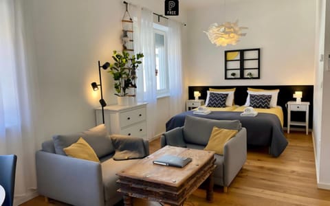 Living room, Bedroom