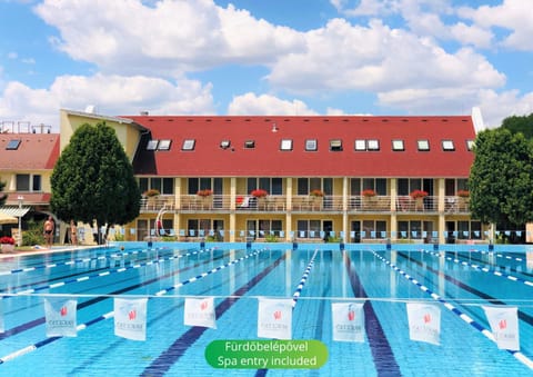 Property building, Swimming pool
