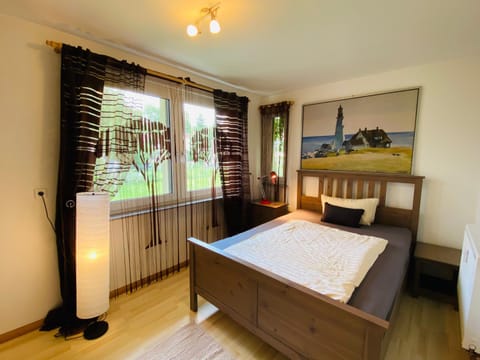 Bedroom, Garden view