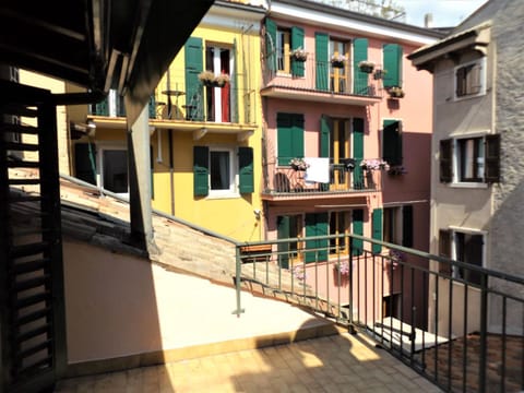 Property building, Balcony/Terrace