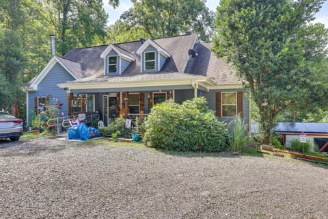 Georgia Home with 2 Fire Pits and Creek Access! Apartment in Union County
