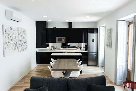 Kitchen or kitchenette, Living room, Dining area