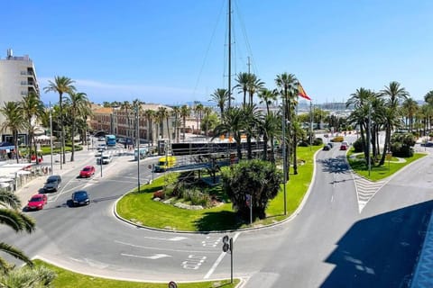 Vistas de ensueño a 1 min andando del Postiguet Apartment in Alicante
