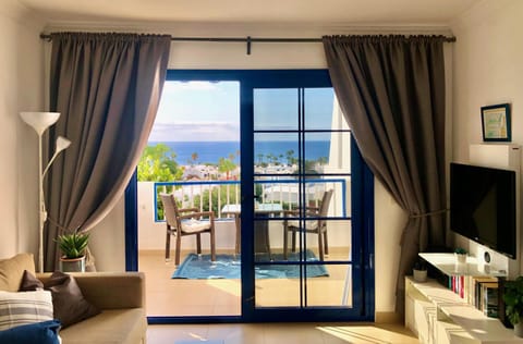Property building, Balcony/Terrace, Sea view, Sea view