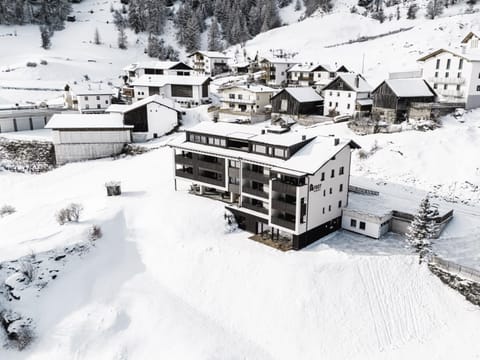 Property building, Natural landscape, Winter