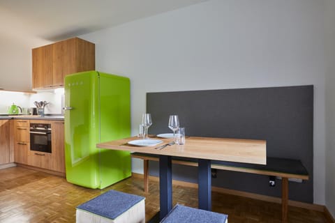Dining area, Food, minibar, kitchen