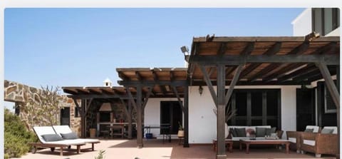 BBQ facilities, Balcony/Terrace