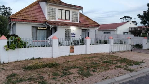 Oupie-se-Plekkie Apartment in Western Cape