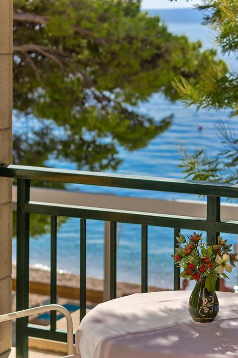 View (from property/room), Balcony/Terrace, Sea view