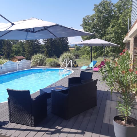 Patio, Day, Garden, Garden view, Pool view, Swimming pool, sunbed