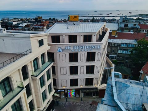 Nearby landmark, Neighbourhood, Bird's eye view, City view, Street view