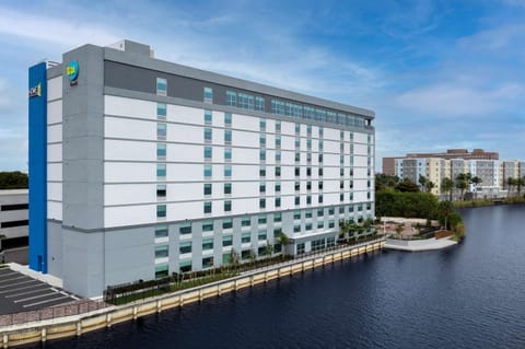 Property building, Day, Lake view