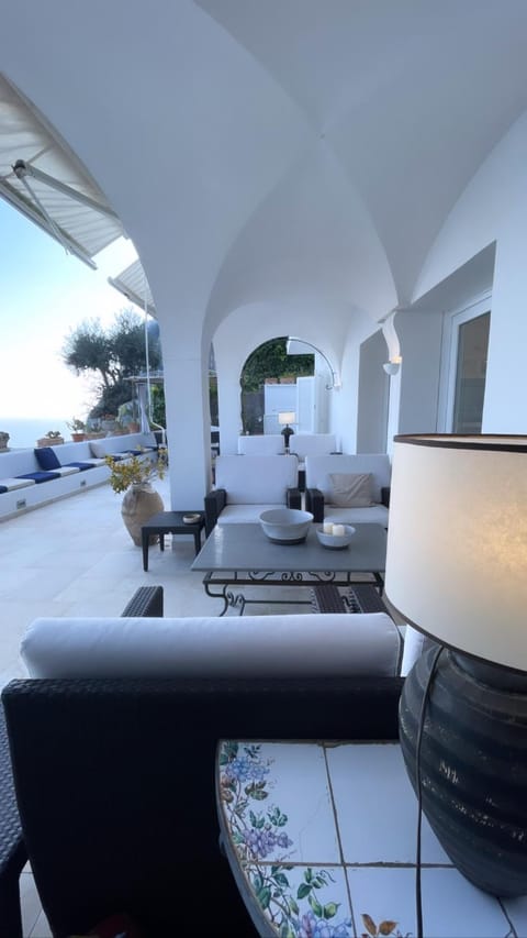 View (from property/room), Balcony/Terrace, Seating area