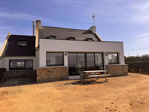 Property building, View (from property/room)