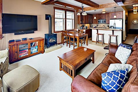 Cozens Pointe D201 House in Fraser