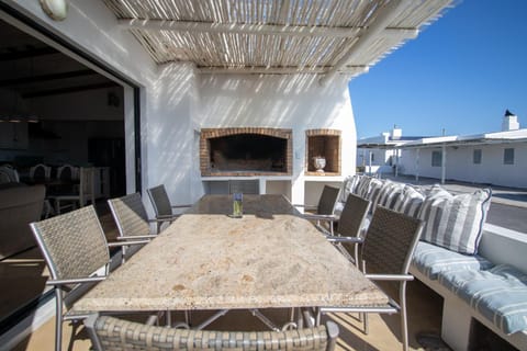 Patio, BBQ facilities, Balcony/Terrace
