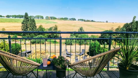View (from property/room), Balcony/Terrace