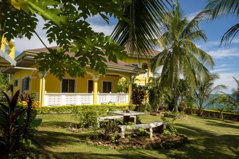 Property building, Balcony/Terrace, Garden view, Sea view
