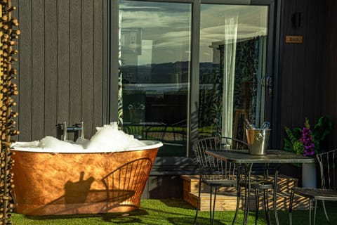 Loch Lomond Waterfront Luxury Lodges Nature lodge in Scotland