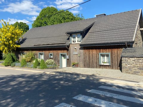 Ma baraque de vacances House in Wallonia, Belgium
