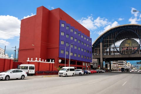 Property building, Neighbourhood, Street view, Location