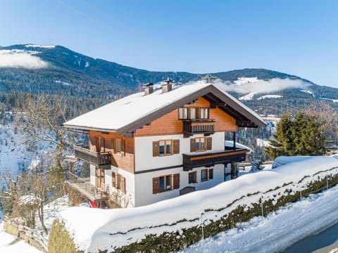 Property building, Winter
