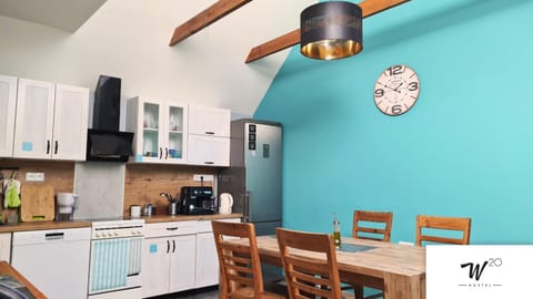 Communal lounge/ TV room, Kitchen or kitchenette, Kitchen or kitchenette, Dining area, Communal kitchen