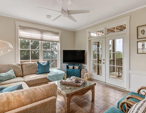 North Beach Outlook House in Tybee Island